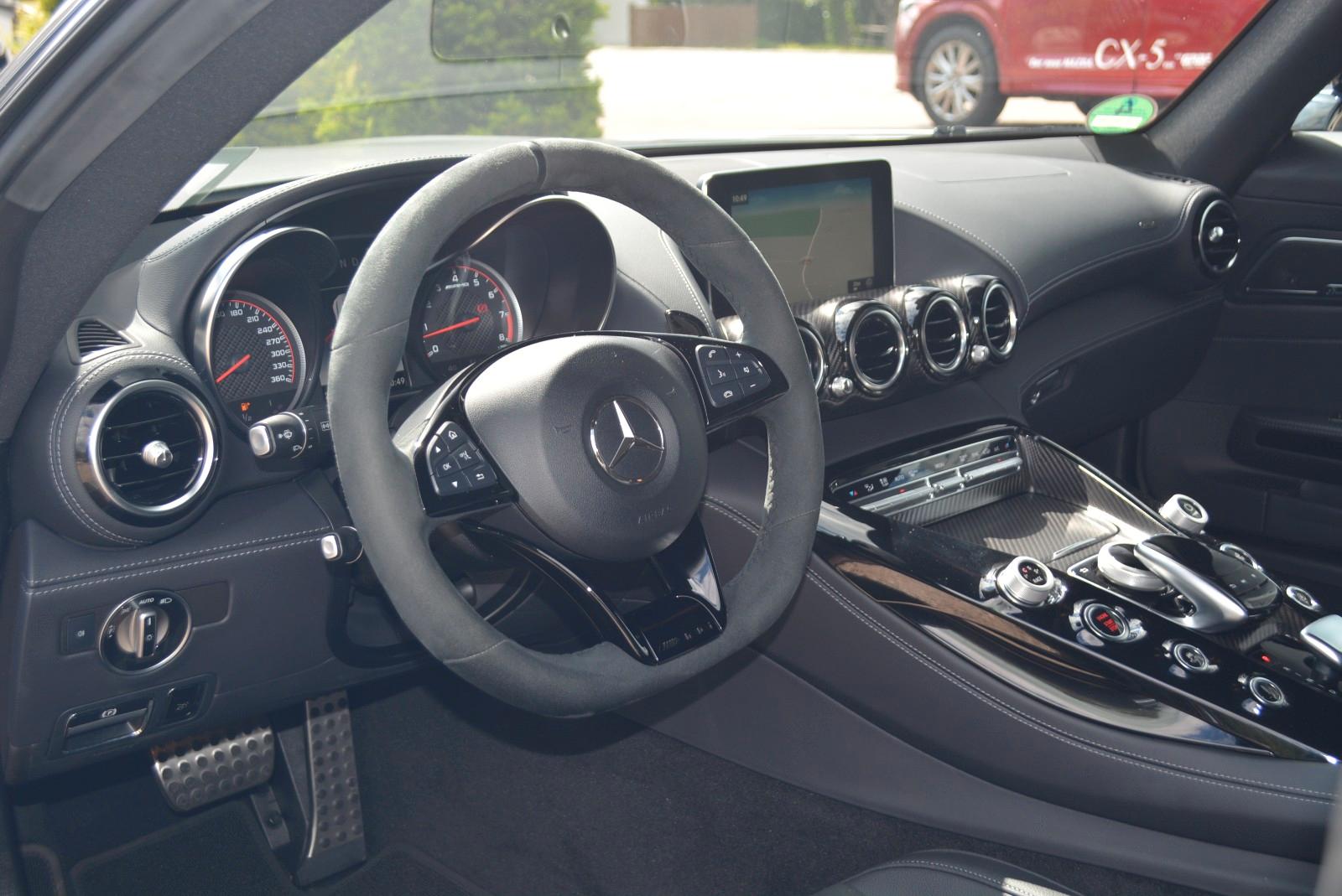 MERCEDES-BENZ AMG GT S