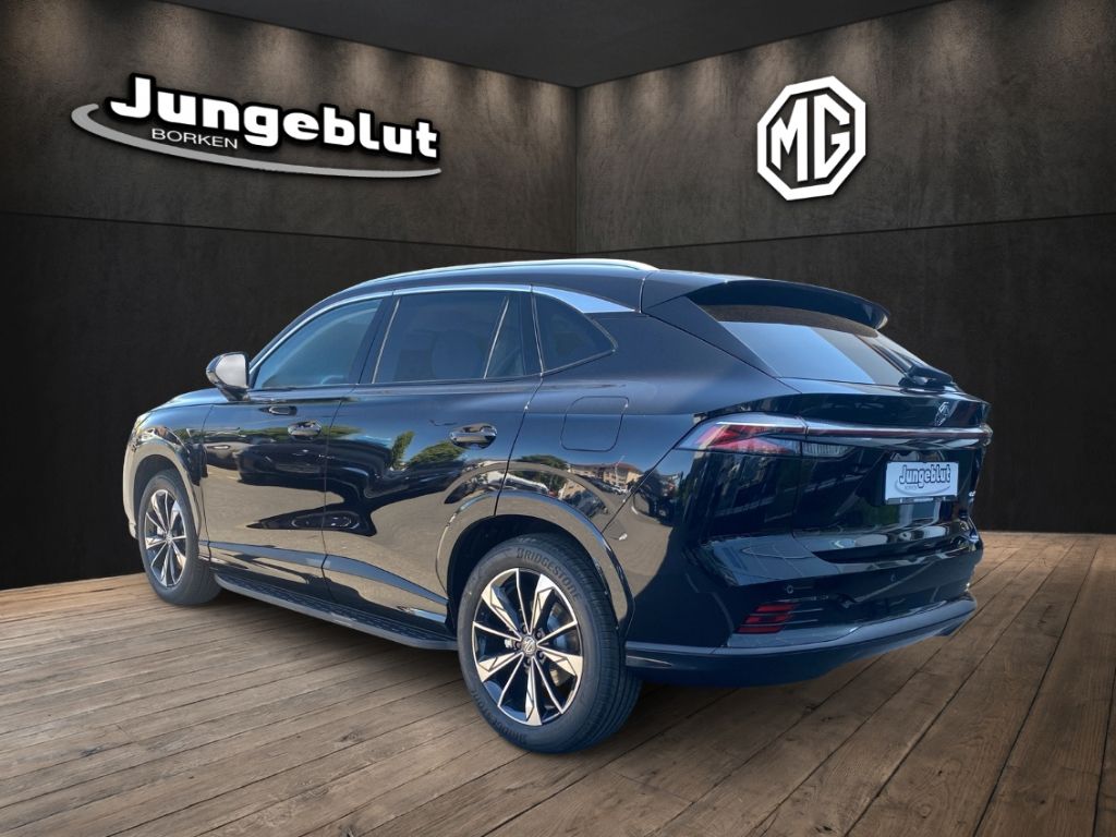 MG HS