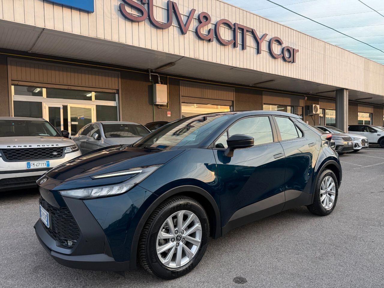Toyota C-HR 1.8 Hybrid E-CVT Lounge (SERVICE IN 