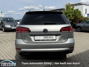 Volkswagen Golf - 6