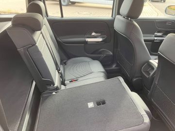 Mercedes GLB 180 - 9