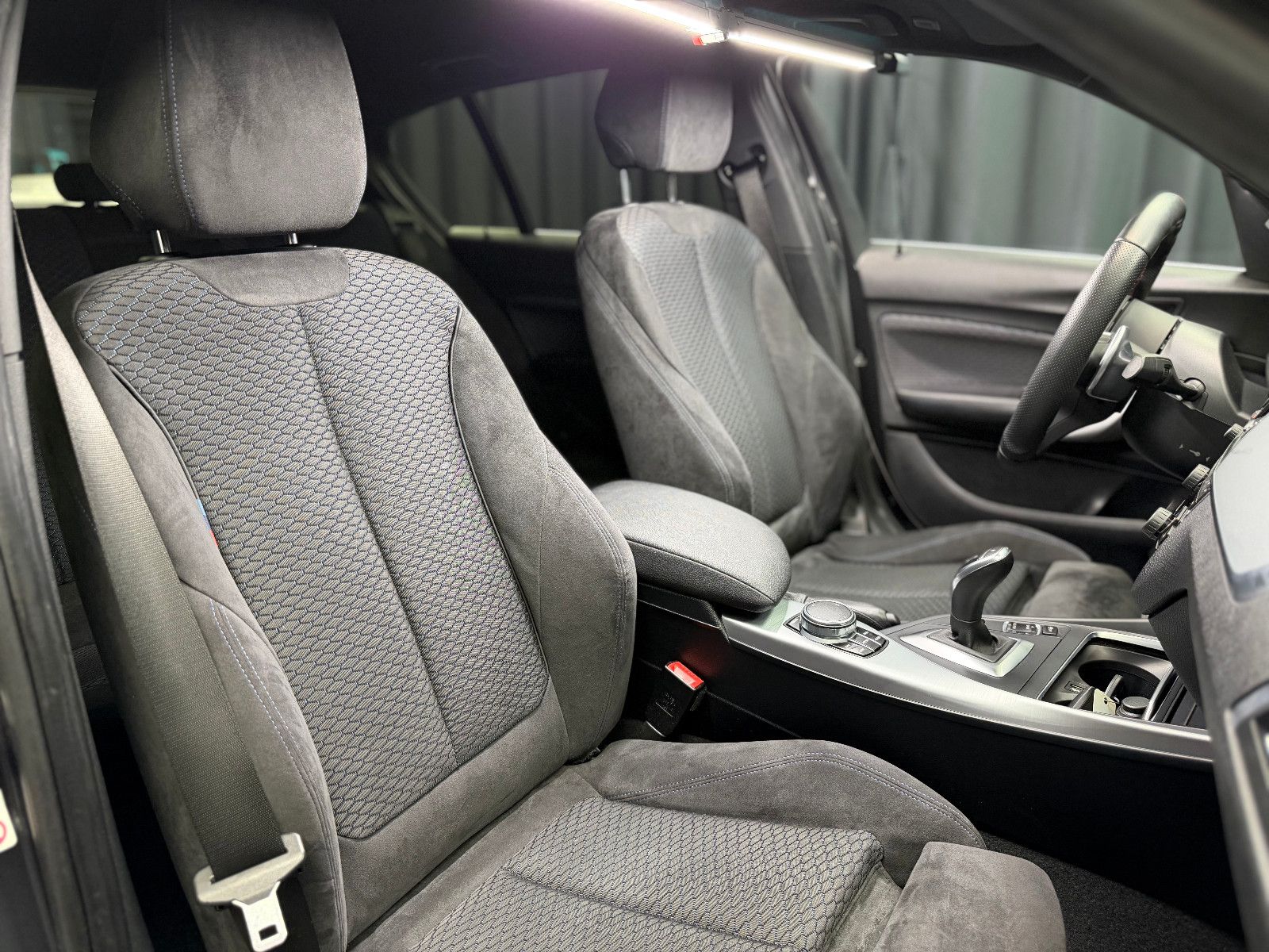 Fahrzeugabbildung BMW M140i xDrive Special Edition |LED|DEUTSCHES FZG