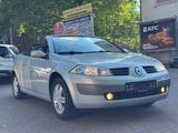 Mitsubishi Renault Megane Cabrio*1. HAND*KLIMAAUTOM.*HU/AU - Mitsubishi Colt: Cabrio