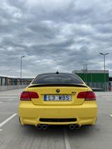 BMW M3 Coupé Edition Dakargelb - BMW M3: 3