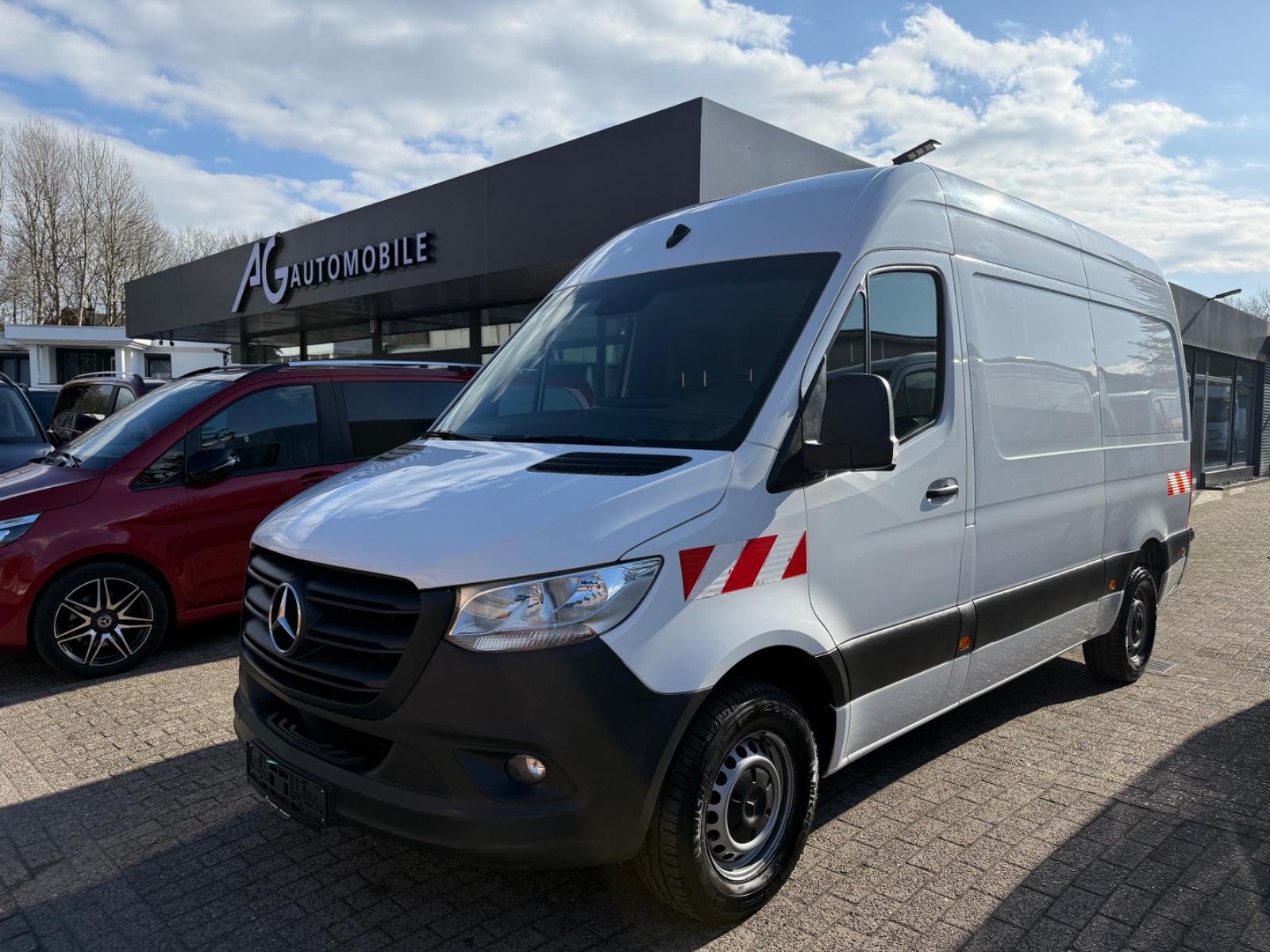 Mercedes-Benz Sprinter 316CDI*MBUX*StHz*AHK 3.5T*Bott Regale*