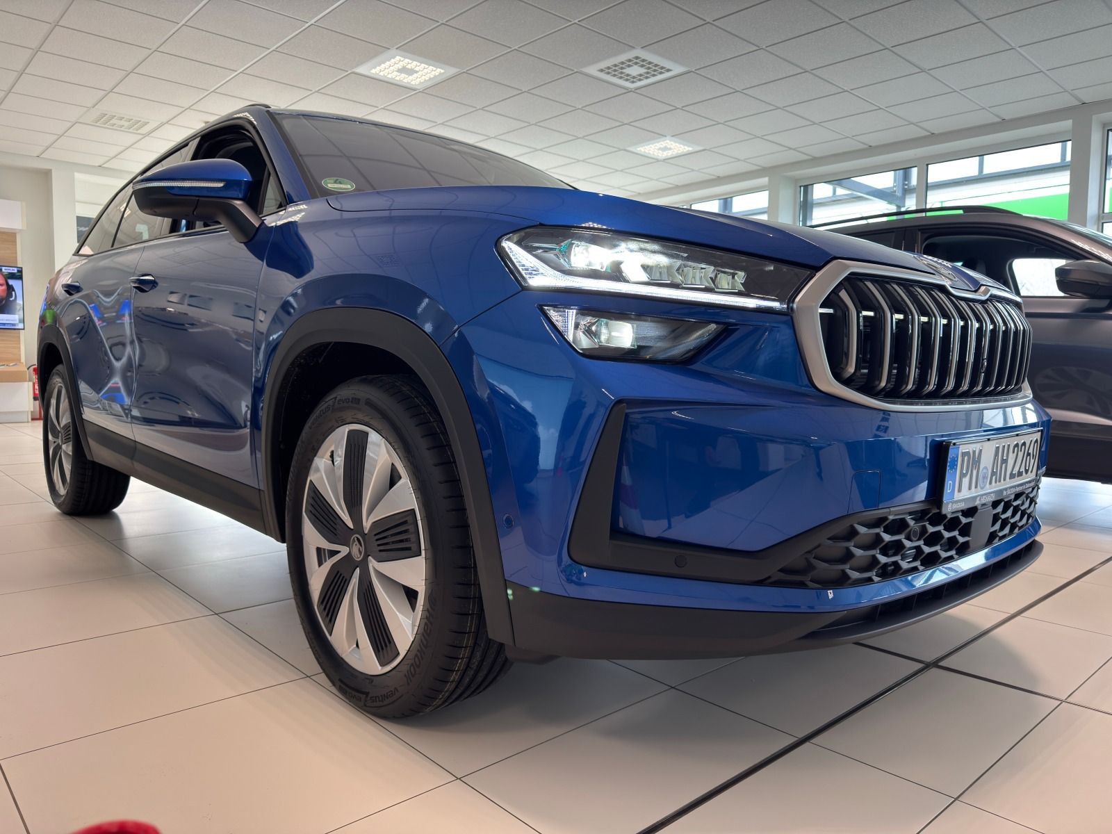 Fahrzeugabbildung SKODA Kodiaq 2.0 TSI 4x4*360°Cam*AHK*Massage*StHz*Head