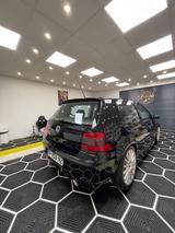 Volkswagen Golf 3.2 R32 4motion R32 - Volkswagen Golf aus 2004