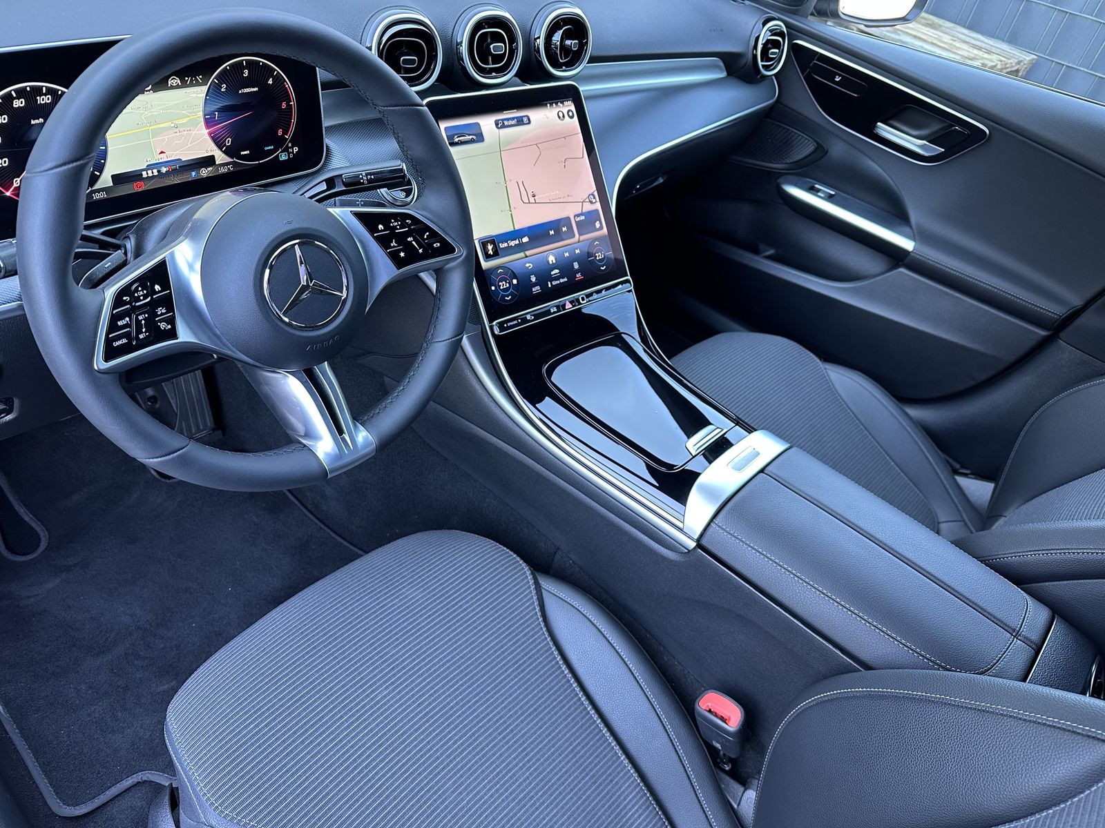Fahrzeugabbildung Mercedes-Benz C 220d T Avantgarde Adv NAV+MATRIX+WIDE+18ZO+KAM