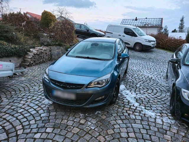 Opel astra j 1,7l cdti Scheckheftgepflegt