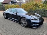 Porsche Taycan Performance Plus Vulkangrau-Metallic - Porsche: Grau, Metallic