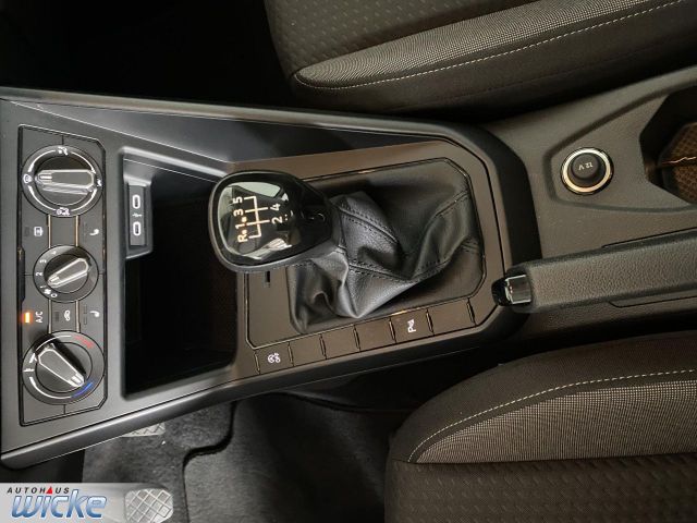 Taigo 1.0 TSI Basis CONNECT KLIMA PDC LED