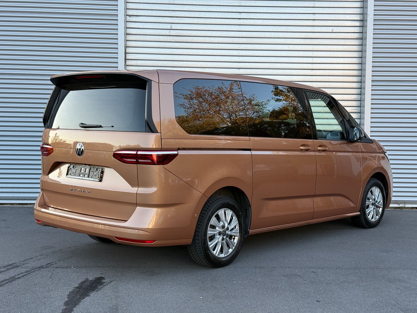 Volkswagen T7 Multivan LR TDI DSG ACC DCC HUD Pano Shtz Kam foto 4