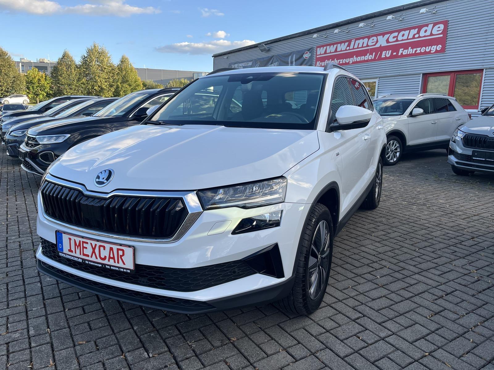 Skoda Karoq 1,5 TSI Tour + Kamera + Navigation + Klima