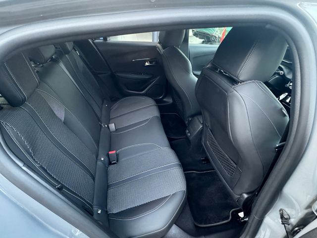 PEUGEOT 208 GT