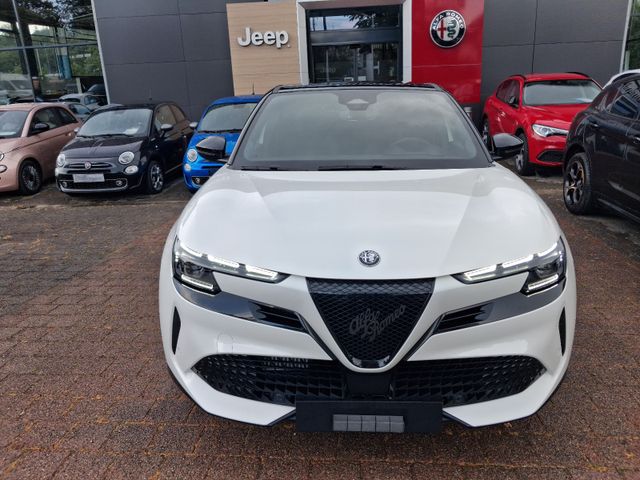 Alfa Romeo Junior Ibrida 1.2 VGT 48V-Hybrid 107 kW Ti