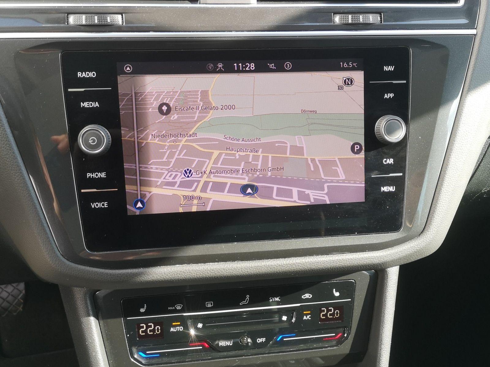 Volkswagen Tiguan Life 2.0 TDI DSG*KAM*NAV*SHZ*PANO*LED*