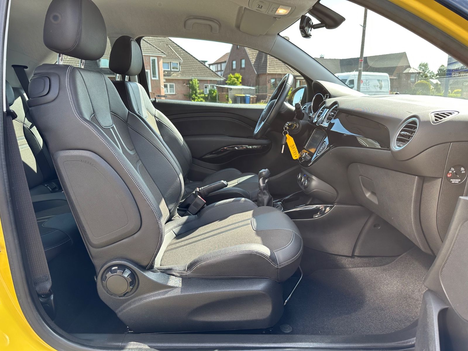 Fahrzeugabbildung Opel Adam 1.4 Slam Sport/IntelliLink/Parkpilot/Totwnk