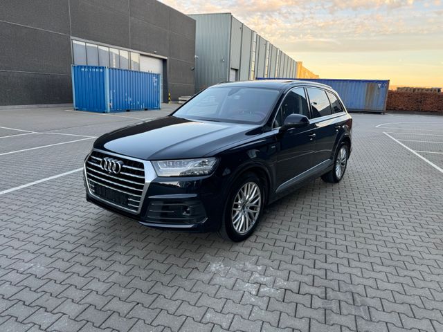 Audi Q7 3.0 TFSI Quattro S-Line Panorama Matrix Voll