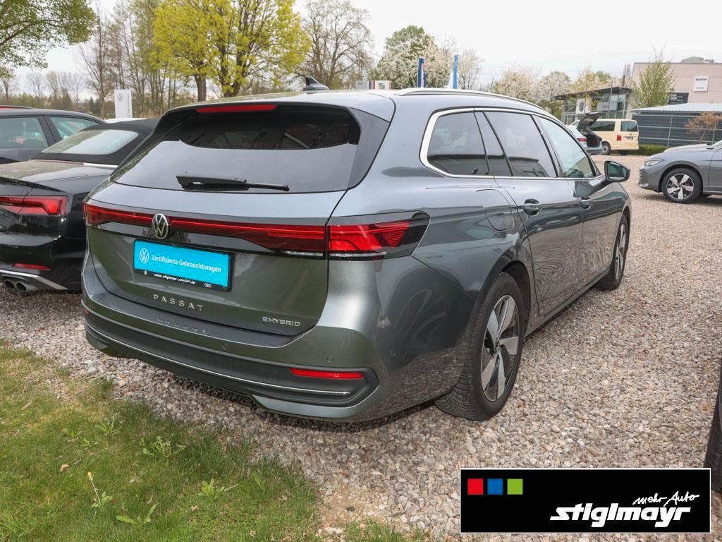 Volkswagen Passat - Bild 6