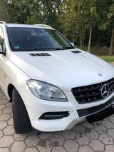 Mercedes-Benz ML 350 BlueTEC 4MATIC Edition  - Mercedes-Benz ML 350 Gebrauchtwagen in Hamburg