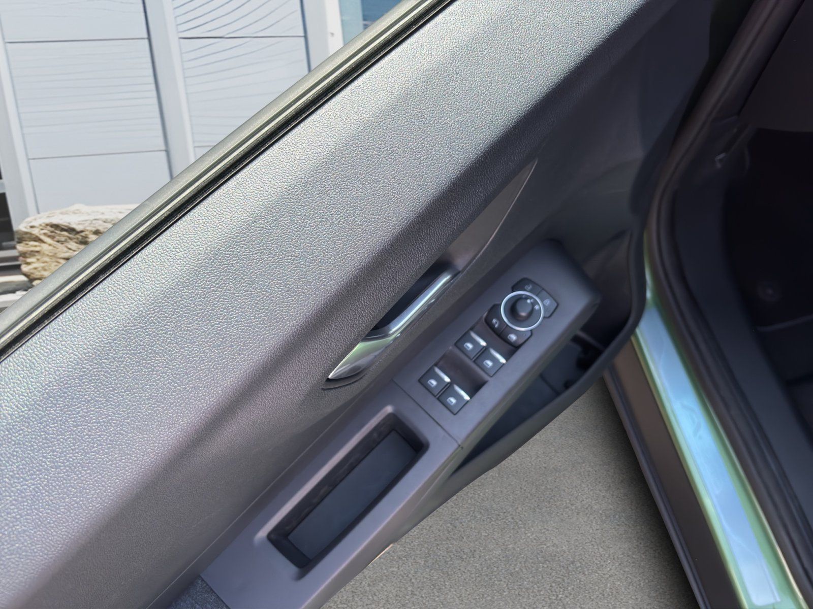 Fahrzeugabbildung Ford Tourneo Courier eMotor BEV Active