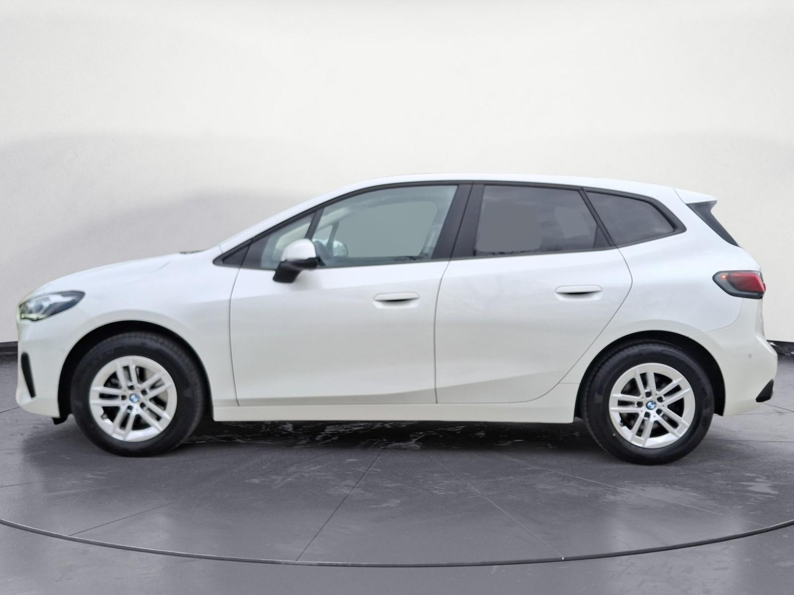 BMW 218d Active Tourer Aut. Navi Head-Up AHK ACC RFK