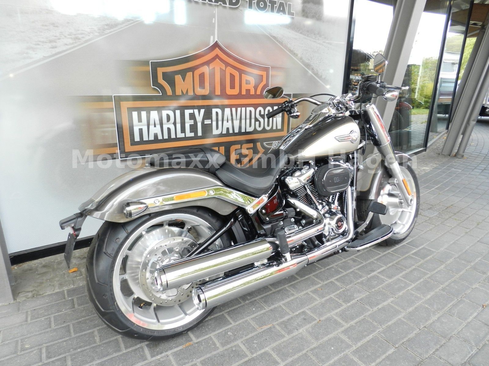 Fahrzeugabbildung Harley-Davidson Softail Fat Boy 114  MJ 23 Two-Tone
