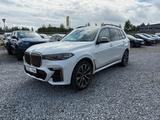 BMW X7 M50 Panorama AHK Voll - BMW X7 M50 aus 2020