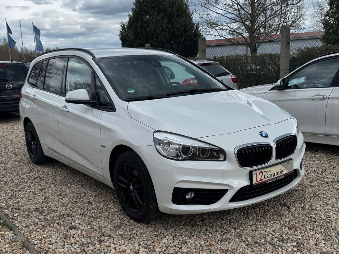 BMW 216 i  Gran Tourer Sport Line*Garantie*TÜV+Serv