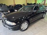 BMW 520i Touring*KLIMA*AHK* - gebrauchte BMW 520 aus dem Jahr 2000