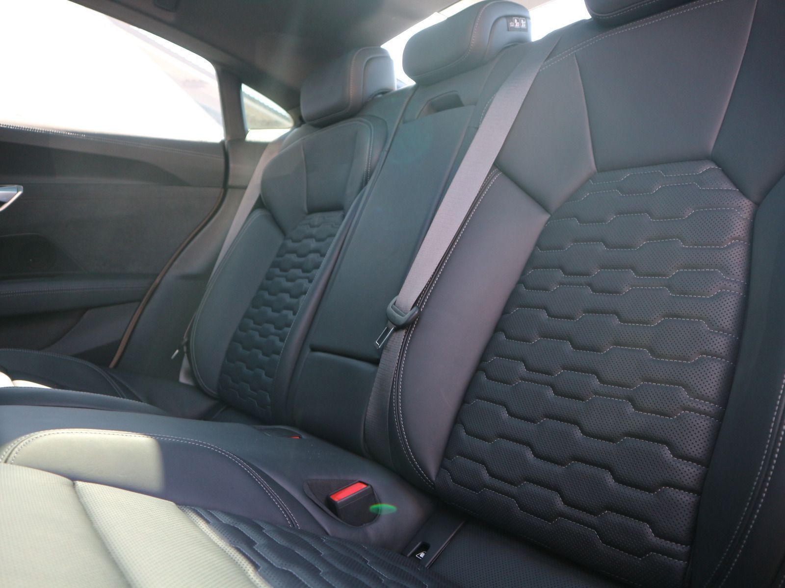 Audi RS e-tron GT - Bild 14
