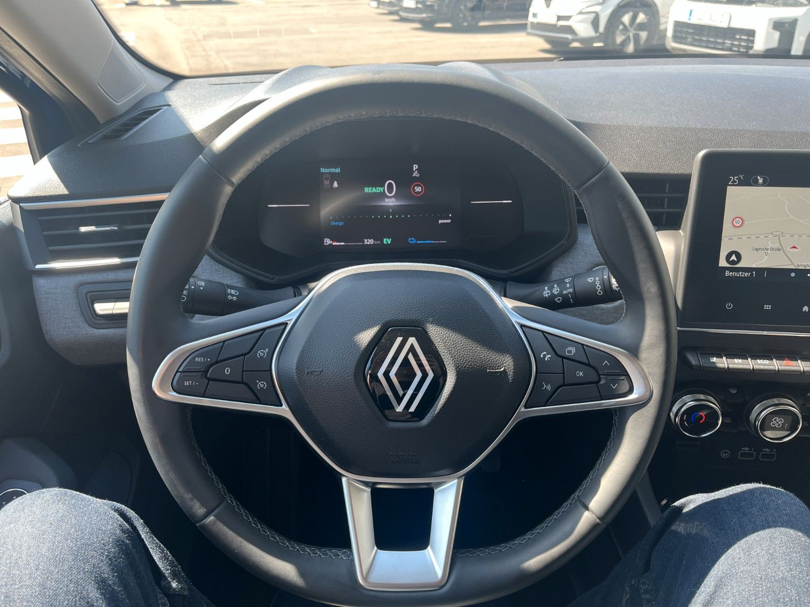 Fahrzeugabbildung Renault Clio V Evolution "FULL HYBRID"