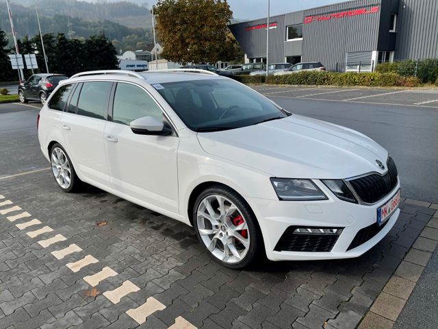 Skoda Octavia 2.0 TDI SCR DSG RS Combi RS