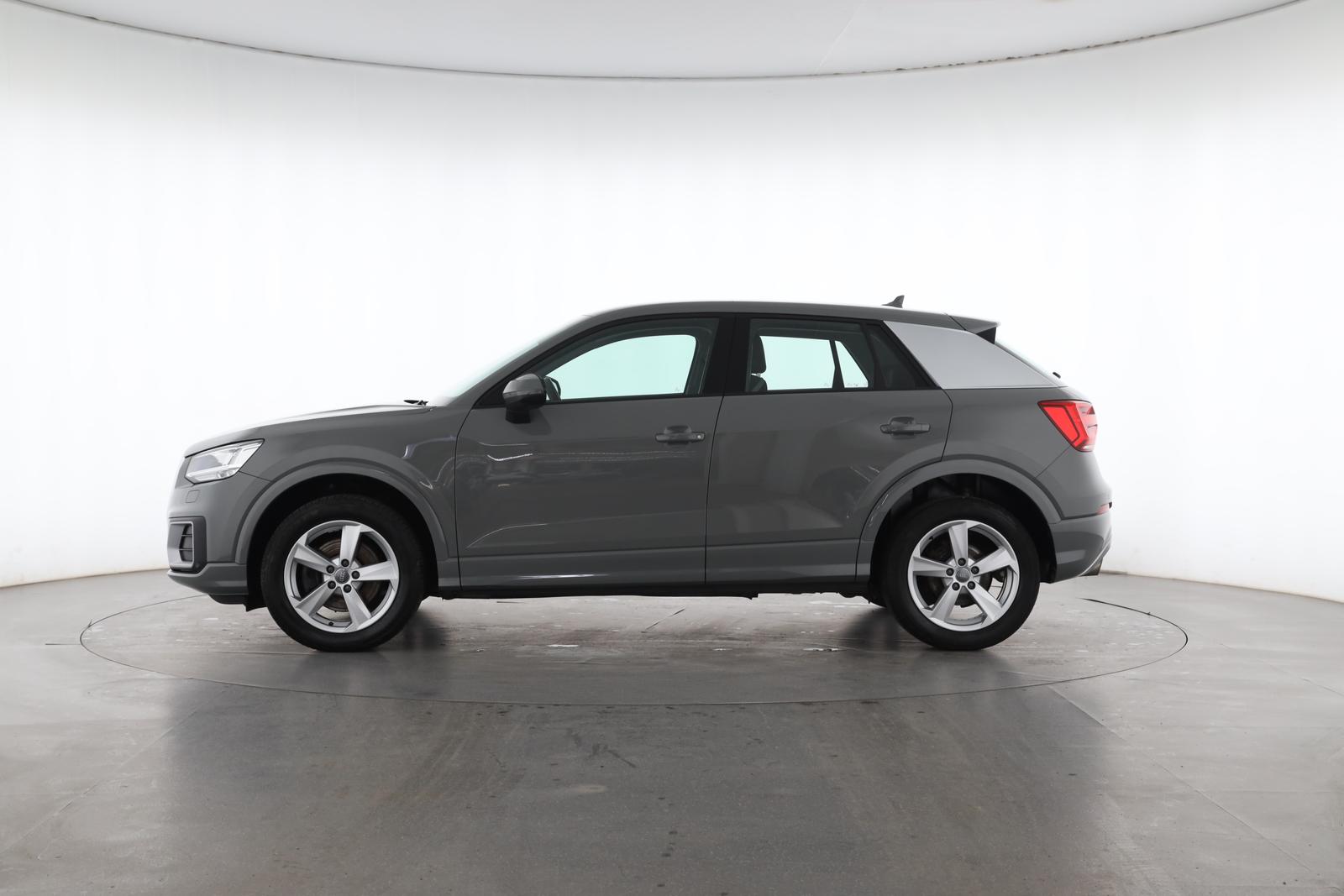 Audi Q2 35 TFSI S tronic sport | NAVI | PDC | LED |
