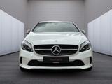 Mercedes-Benz A 180 BlueEfficiency *LED*NAVI*PARK-ASSIST*LEDER - Mercedes-Benz A 180: Limousine