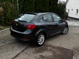 Seat Ibiza 1.4L - Kleiner Flitzer - - Seat Ibiza aus 2012 mit Benzin-Antrieb: Kleinwagen, 1.4