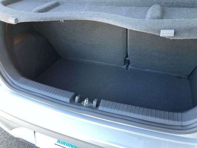 Fahrzeugabbildung Hyundai i10 1.0 Edition 30 Klimaanlage, Sitzheizung, DAB