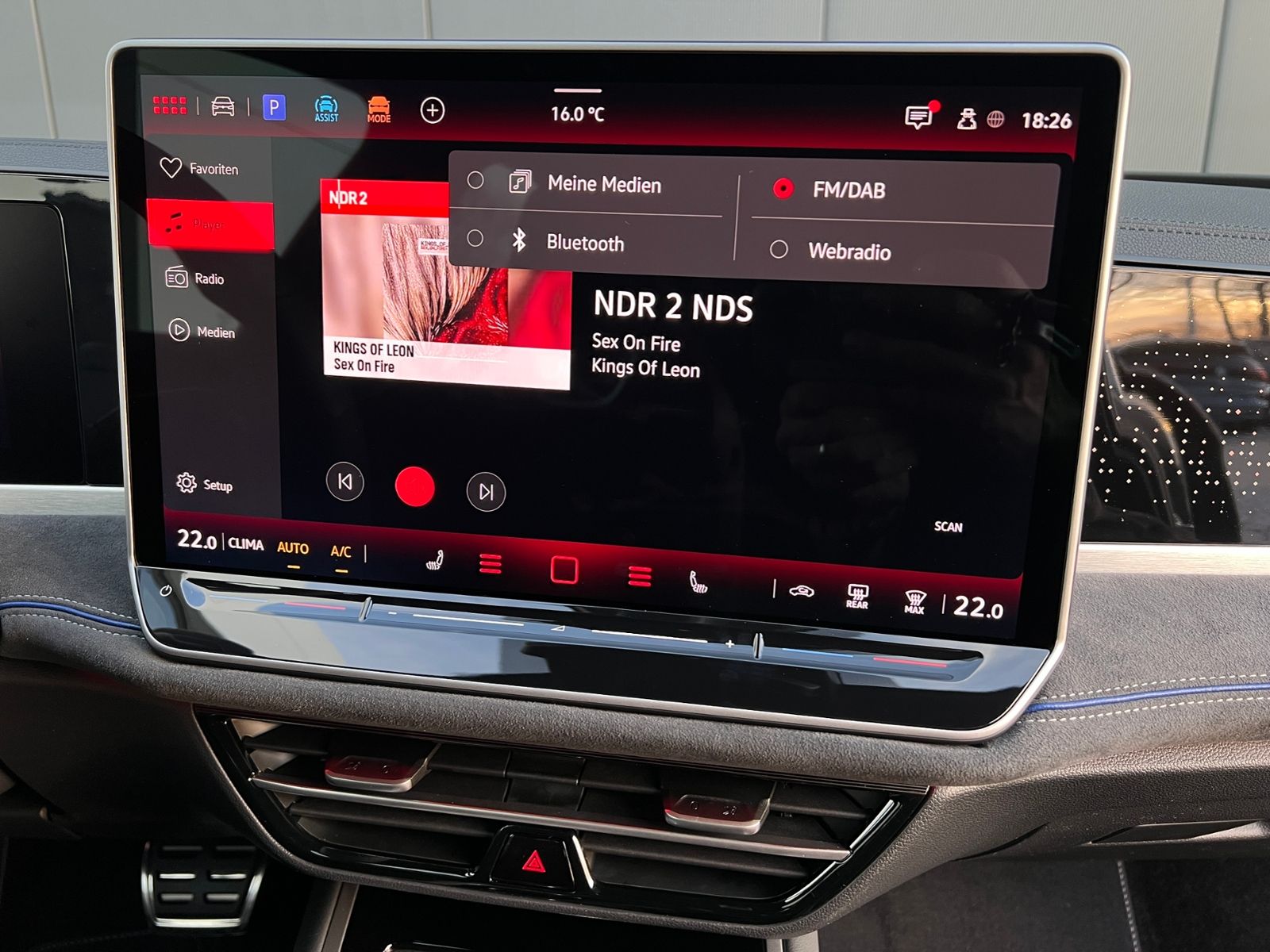 Fahrzeugabbildung Volkswagen Passat Variant R-Line 2.0 TDI DSG 4MOTION *AHK,