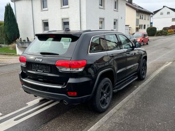 Jeep Grand Cherokee - 4