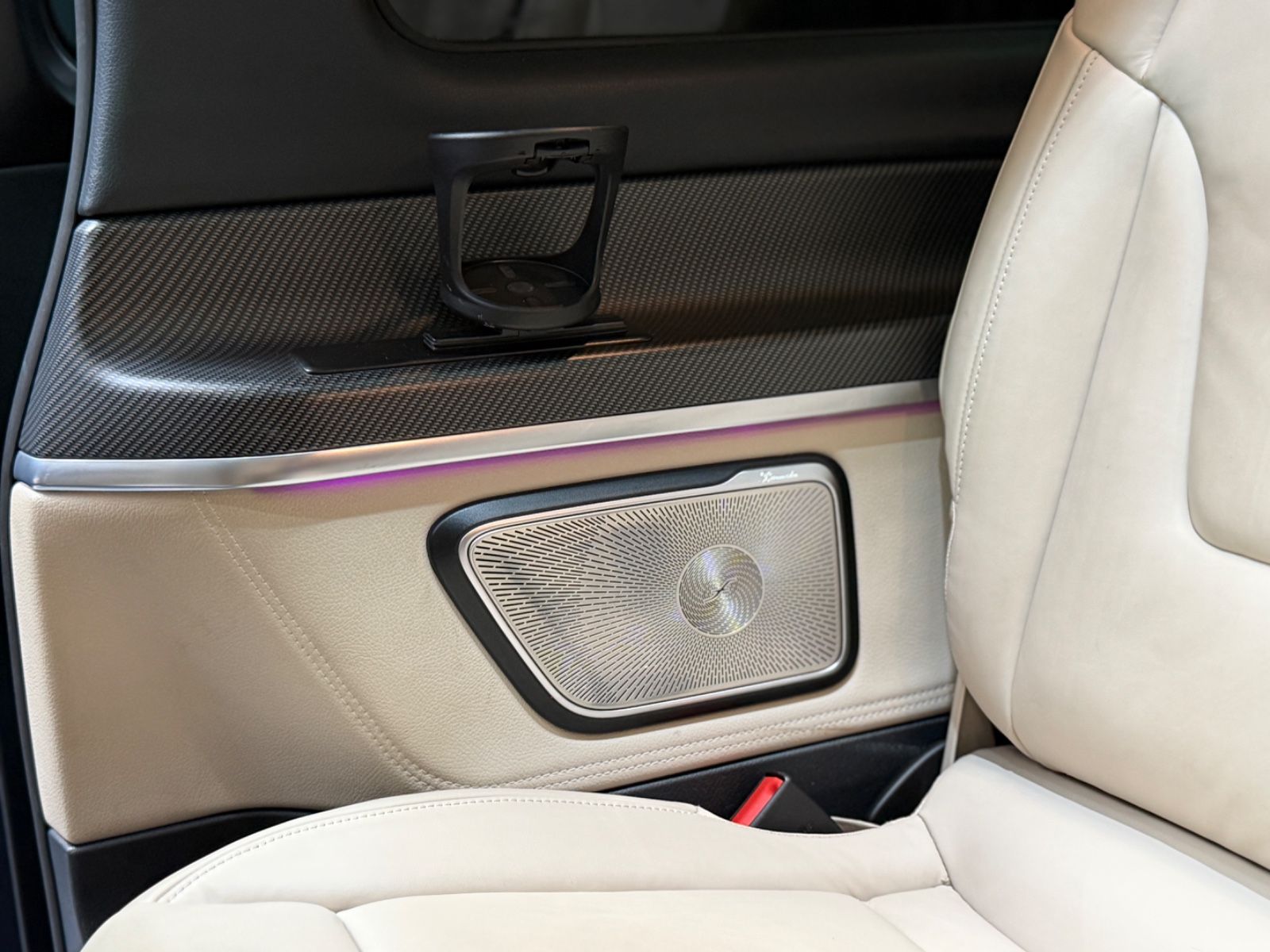 Fahrzeugabbildung Mercedes-Benz V250d lang EXCLUSIVE|AMG|BURMESTER|PANO|ACC|360°