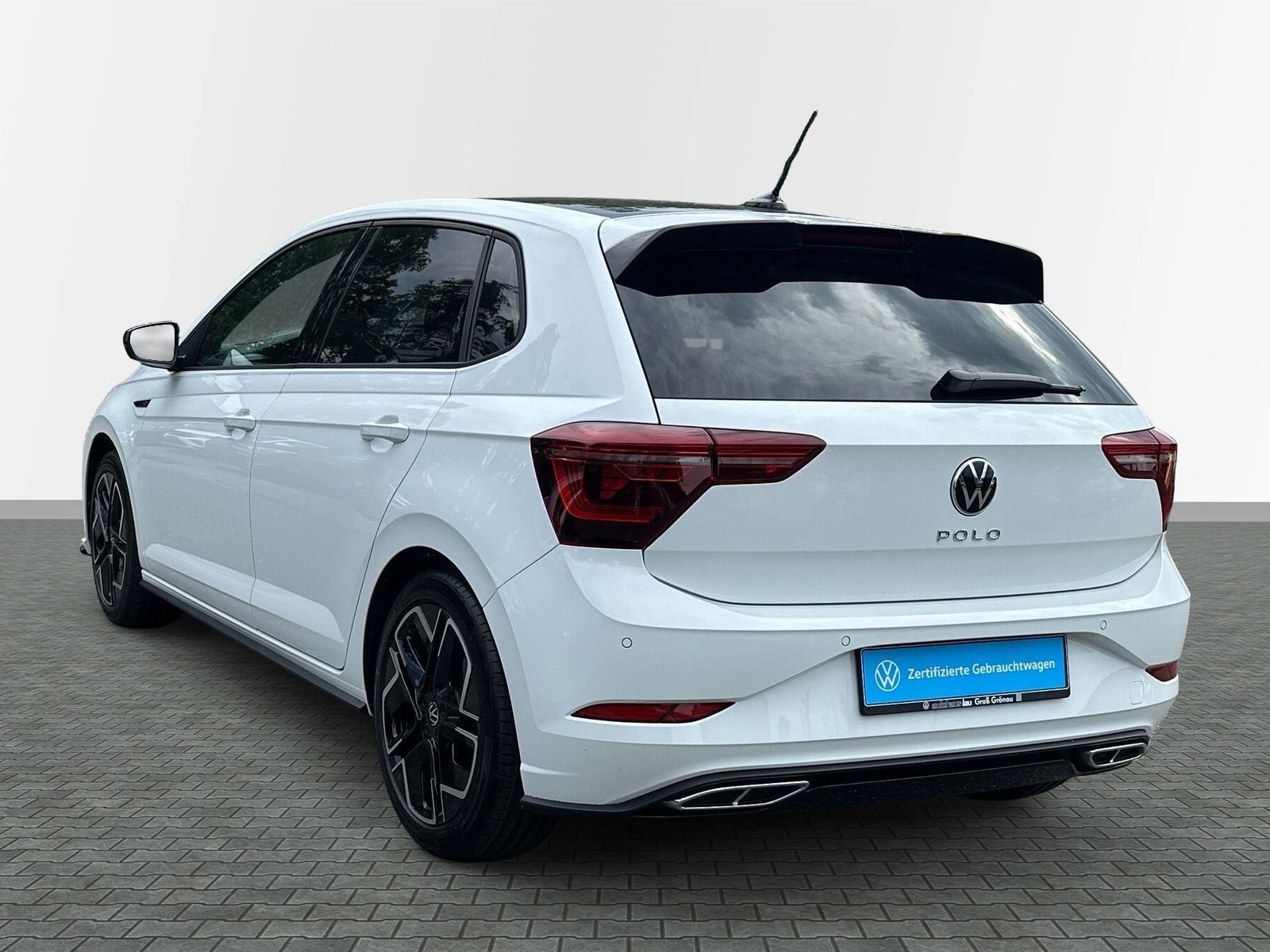 Volkswagen Polo R-Line 1.0l TSI DSG Sport-Paket RearView foto 3