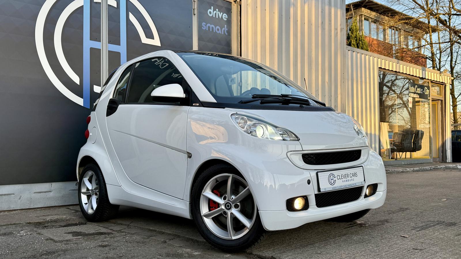 Smart ForTwo COUPE*PULS*SERVO*PANO*NAVI*LED*SITZHZ*CAM