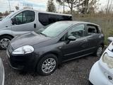 Fiat Grande Punto 1.3 MJT 75 CV 5 porte Dynamic - Fiat Grande Punto mit Panoramadach