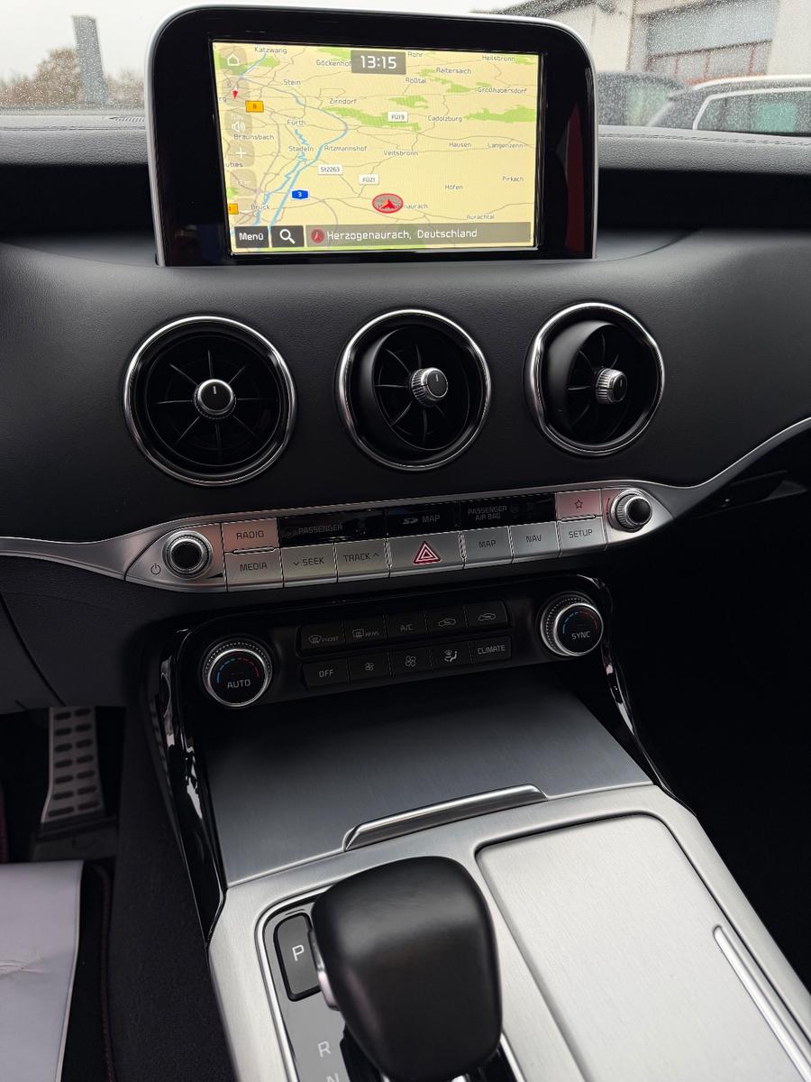 Kia Stinger GT 3.3 V6 Bi-Turbo 370ch AWD BVA8 | Full options | Toit ouvrant | Harman Kardon | HUD | Sièges ventilés | Caméra 360°