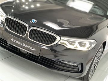 Fahrzeugabbildung BMW 540i xD Sport Line ACC 360°Belüftung DAB HUD H/K