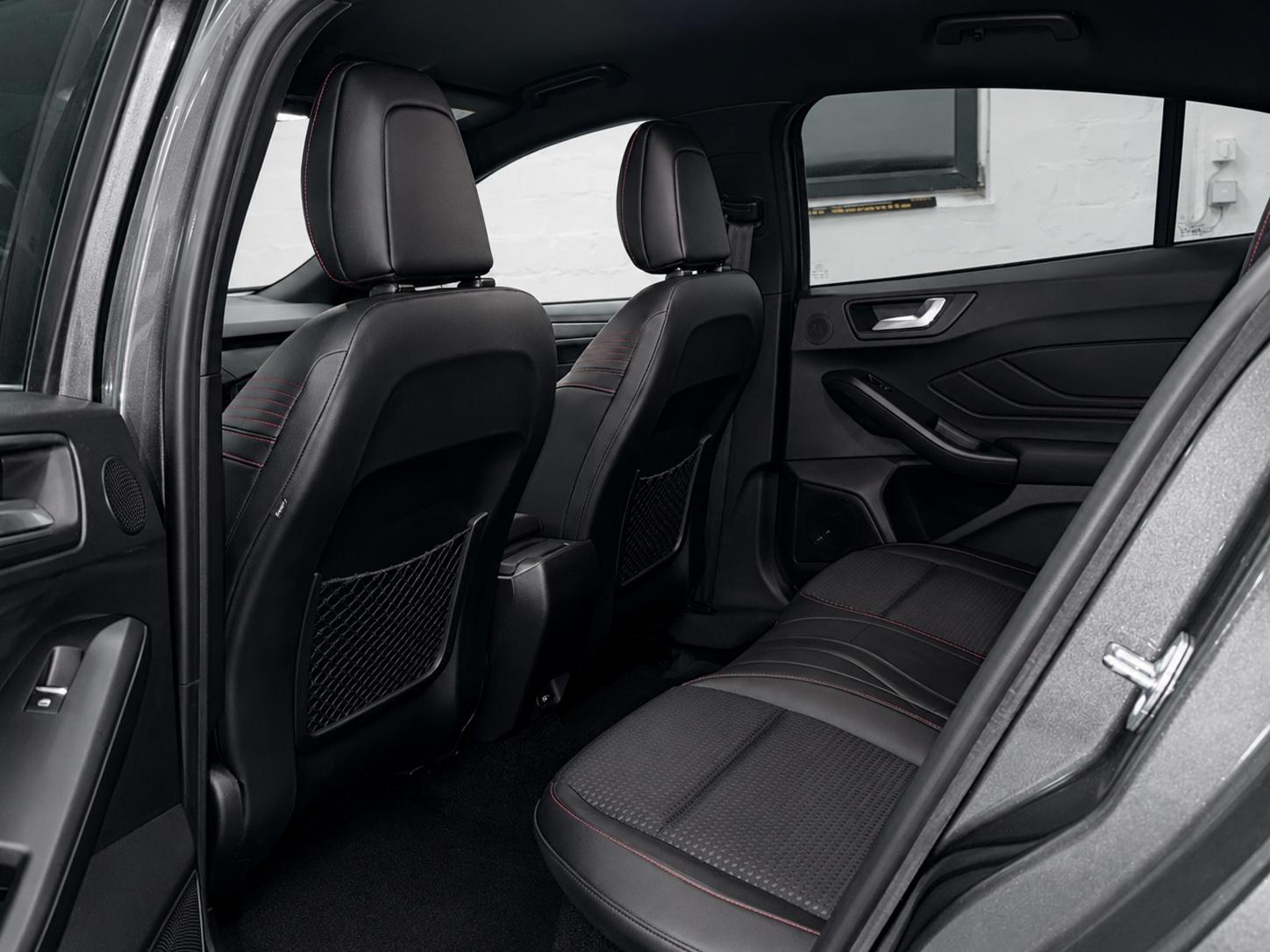 Ford Focus ST Line Automatik Mod.2020 Vollaussta.AHK, миниатюра 17