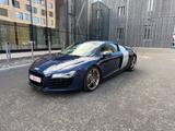 Audi R8 4.2 FSI R tronic quattro - - Audi R8: 4.2