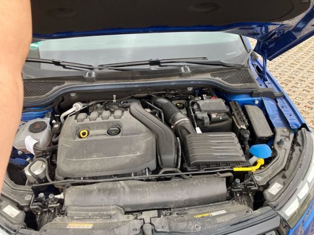 Fahrzeugabbildung SKODA Kamiq 1.5 TSI DSG Monte Carlo LED KAMERA AHK PDC