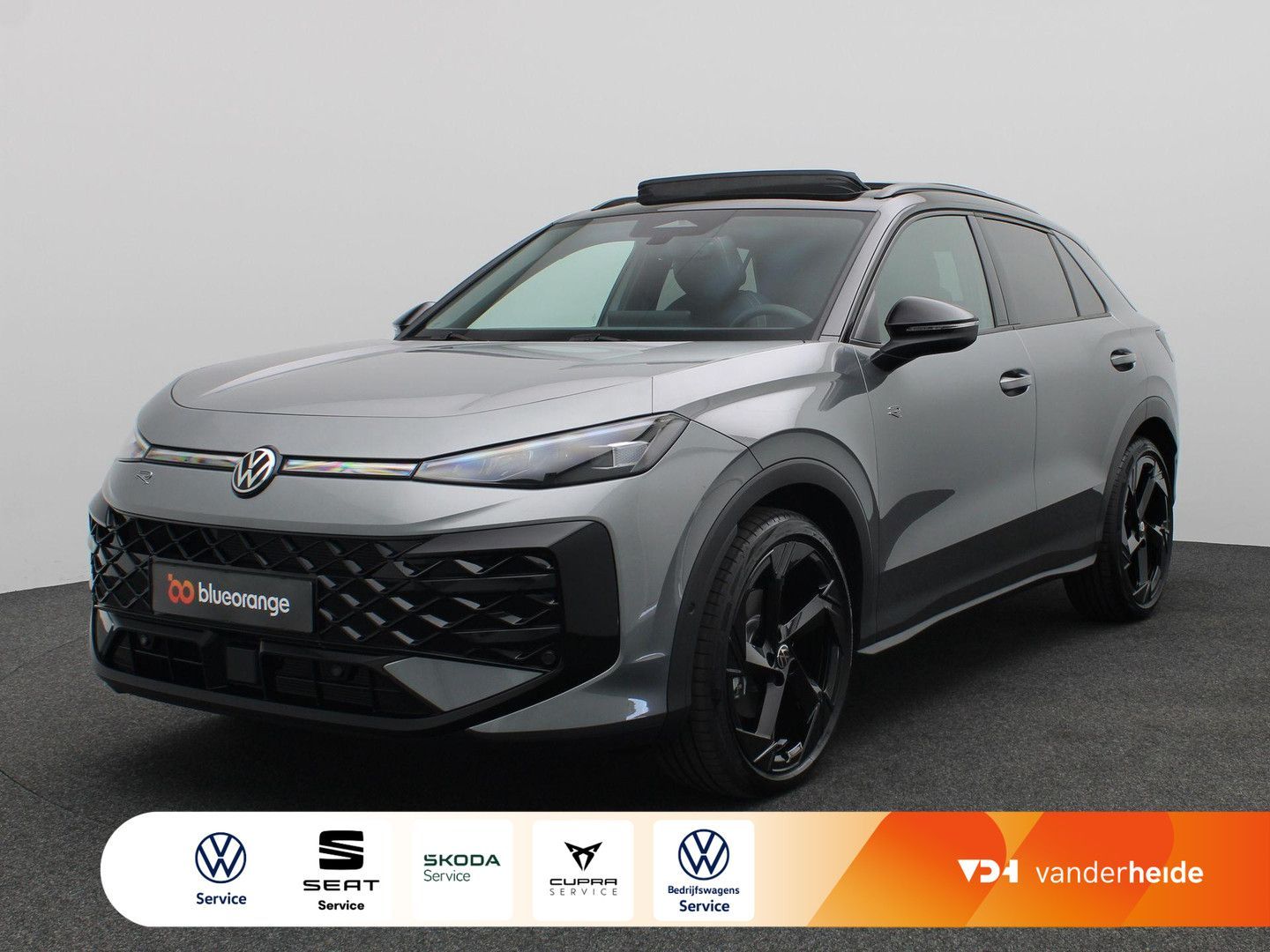 Volkswagen T-Roc 1.5 eTsi R-Line 150PS DSG Panodach, AHK, 2