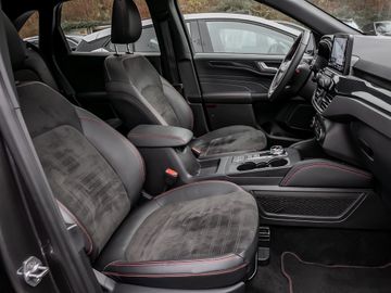 Ford Kuga ST-Line X HUD AHK klappbar Panodach Navi